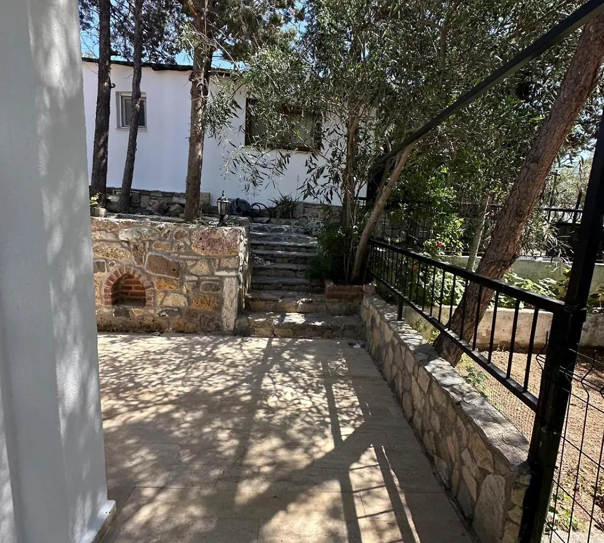 Monk Island Hotel Izmir