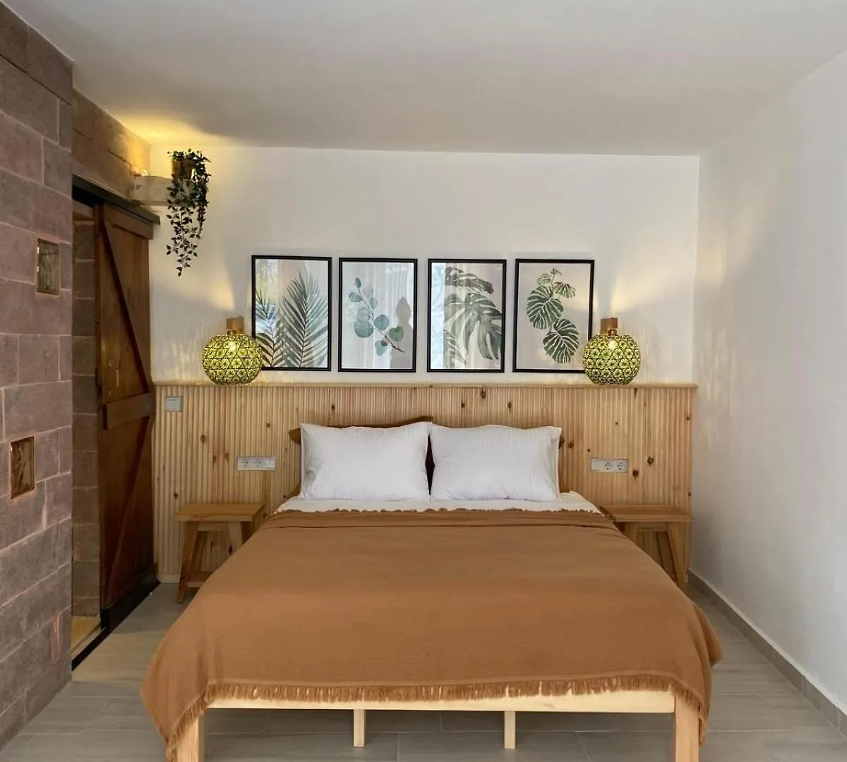 Monk Island Otel İzmir Türkiye