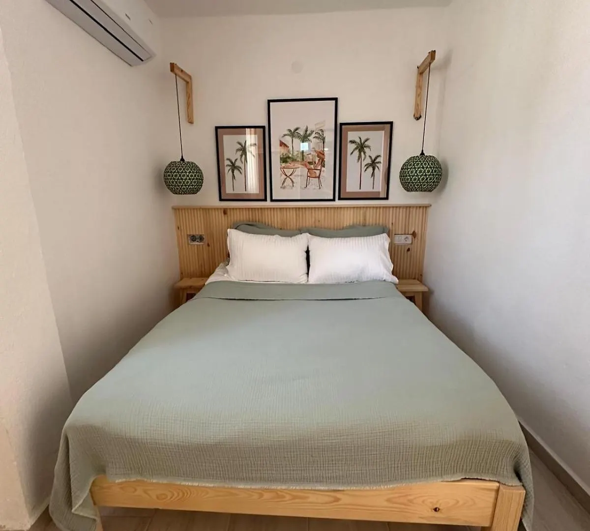 Monk Island Otel İzmir