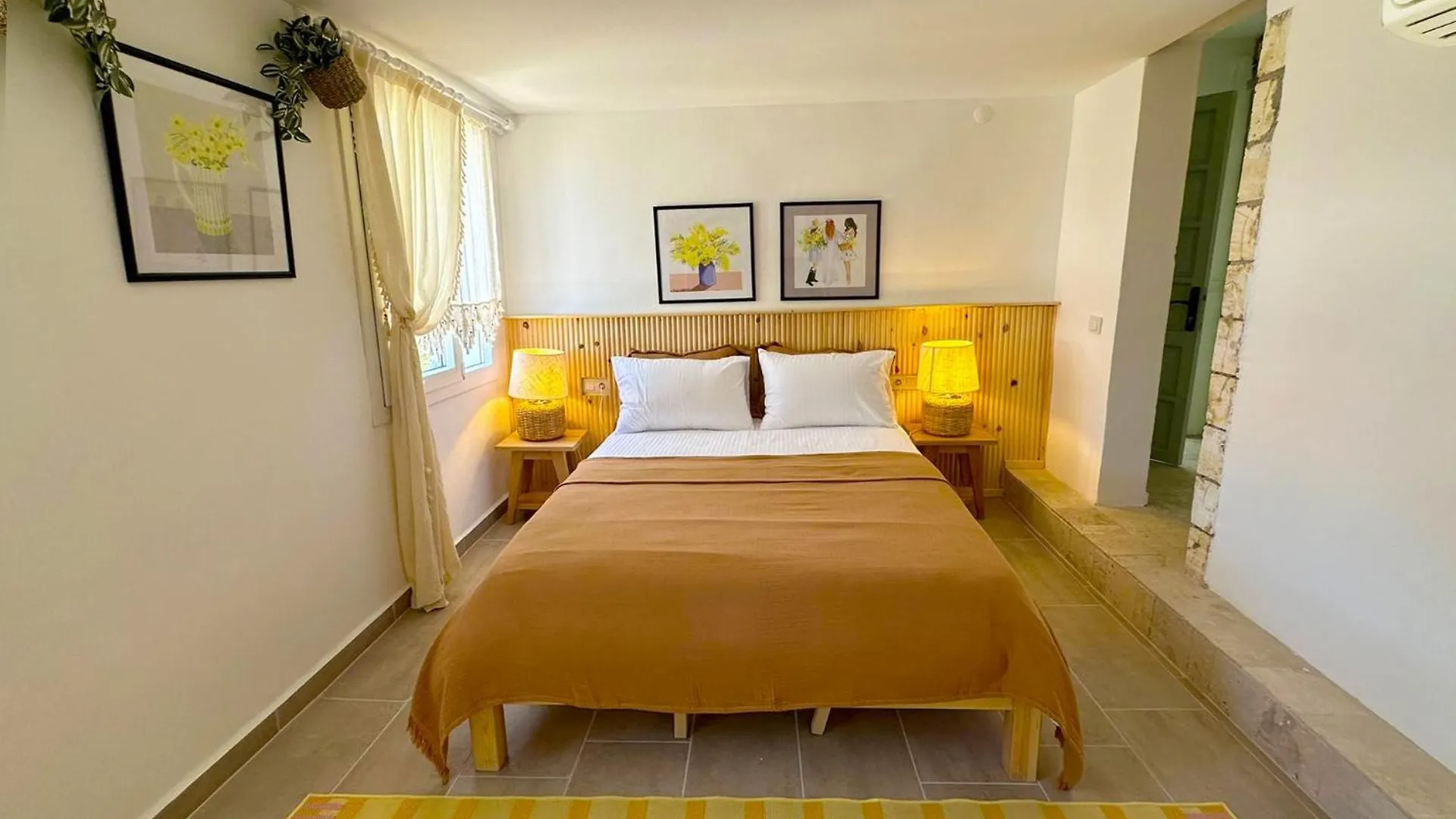 Monk Island Otel İzmir