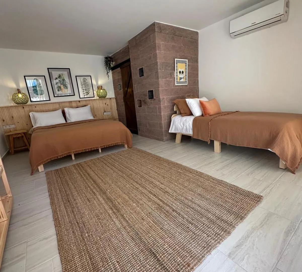 Hotel Monk Island İzmir 0*,